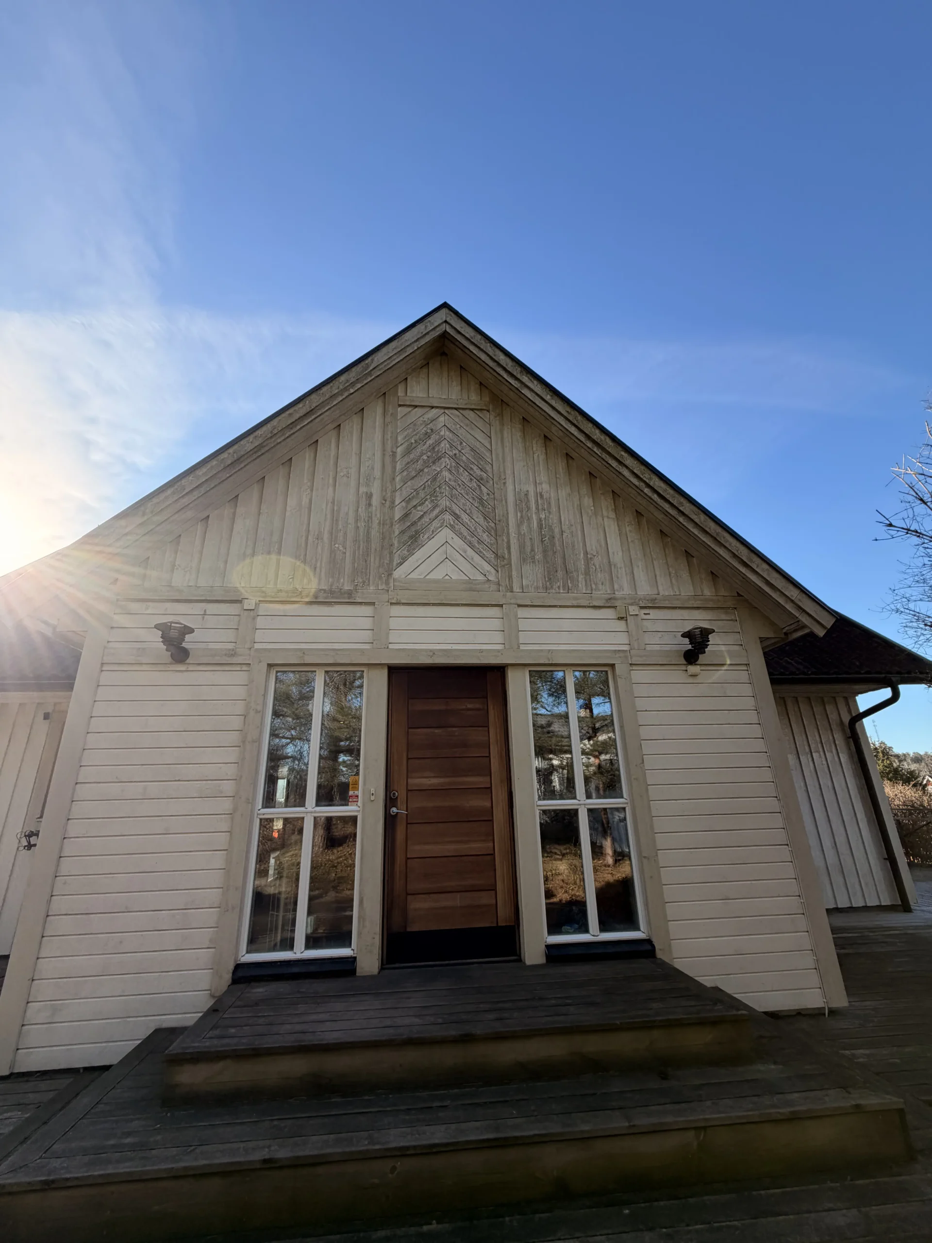 Fasadtvätt av villa förebild