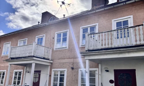 Taktvätt med drönare för BRF och flerbostadshus – NordTvätt